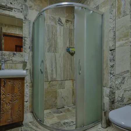 酒店 Feel Cappadocia Stone House 3*